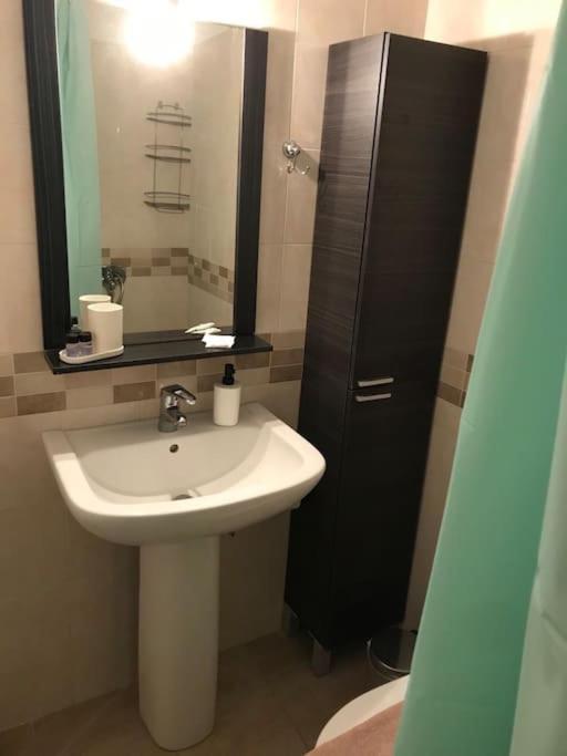 Appartement Kyparissia Cozy Flat - 5Mins Walking From Beach Extérieur photo